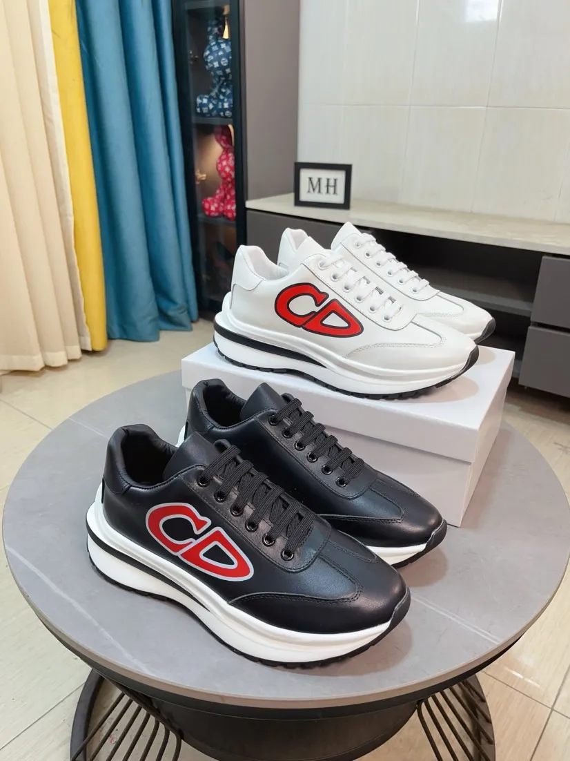 Ex-factory price 400🌹🌹【Dior】Best-selling model, world premiere on official website🔝High-end brand of men's shoes, latest series on official website: The upper is made of imported cowhide with specially designed fabrics➕Mesh breathable lining. Make walking more convenient and comfortable! Compared with the official quality, Midea’s 1:1 replica. Create a fashionable personality to set off your uniqueness! A must-have for trendy men! Classic style. Men's sizes: 38-44.